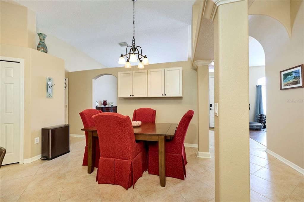 For Sale: $674,900 (4 beds, 3 baths, 2898 Square Feet)
