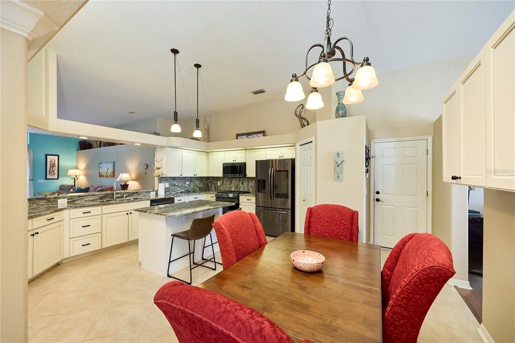 For Sale: $674,900 (4 beds, 3 baths, 2898 Square Feet)