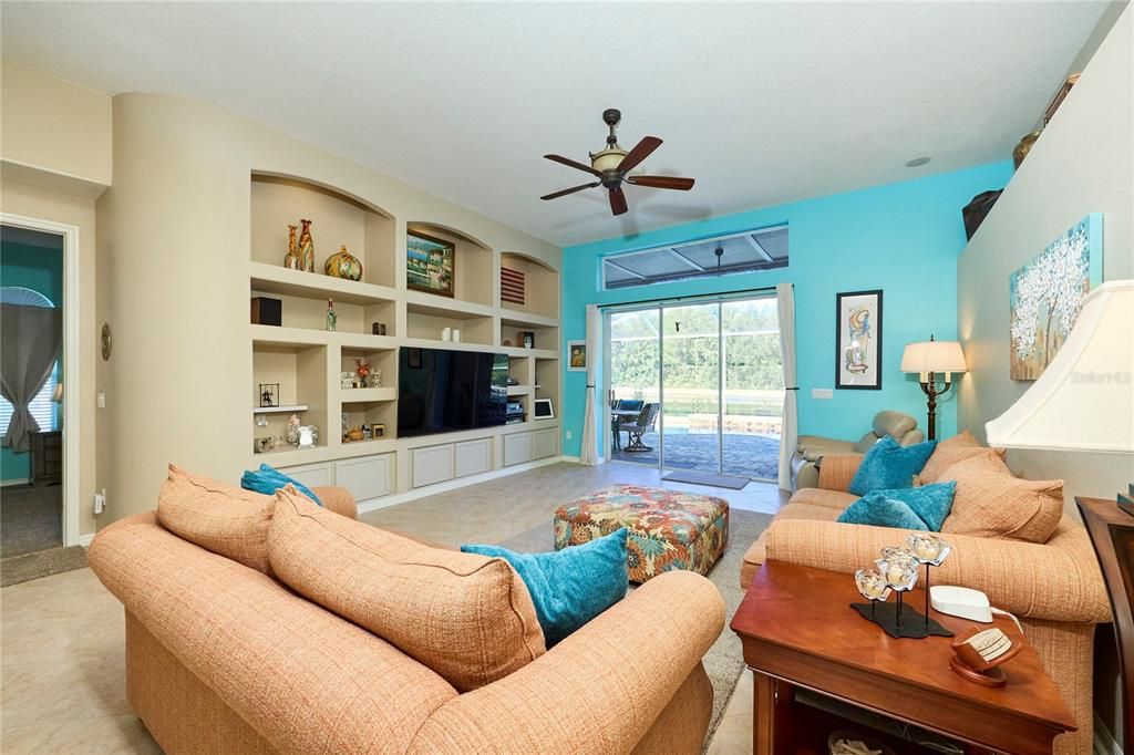 For Sale: $674,900 (4 beds, 3 baths, 2898 Square Feet)