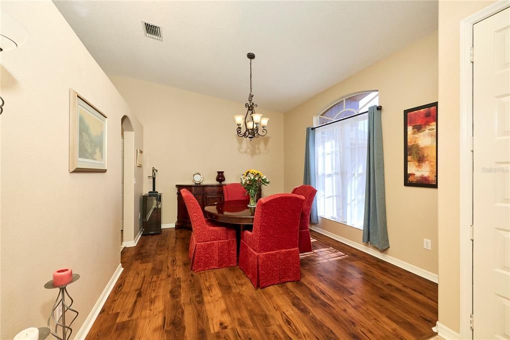 For Sale: $674,900 (4 beds, 3 baths, 2898 Square Feet)