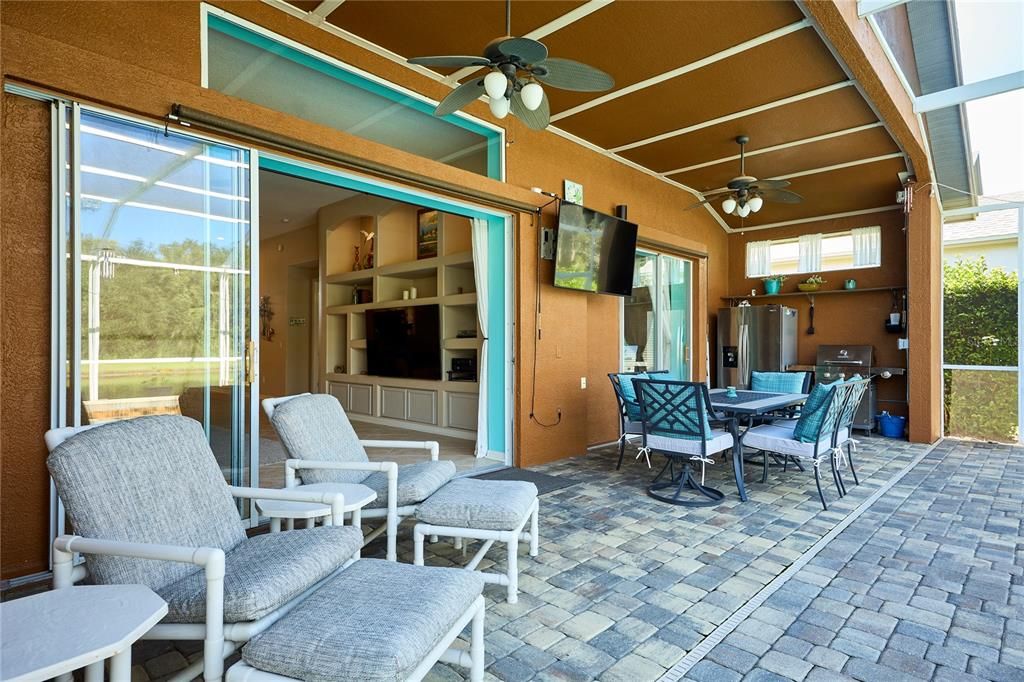 For Sale: $674,900 (4 beds, 3 baths, 2898 Square Feet)