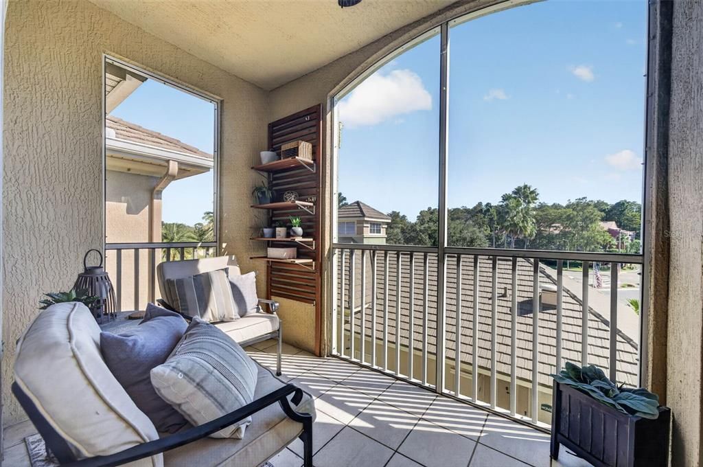 For Sale: $190,000 (2 beds, 2 baths, 1107 Square Feet)