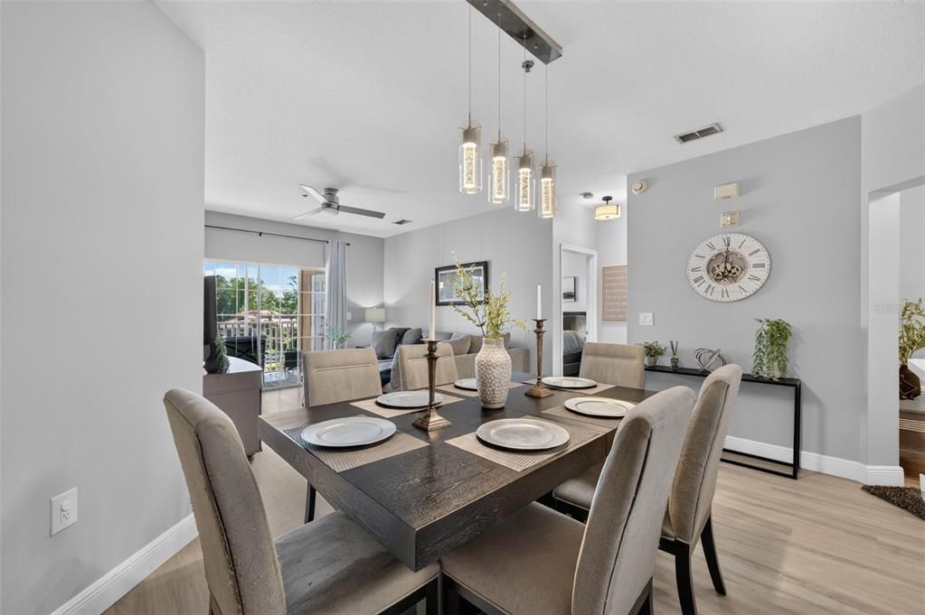 For Sale: $190,000 (2 beds, 2 baths, 1107 Square Feet)