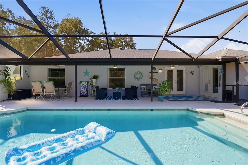 En Venta: $440,000 (3 camas, 2 baños, 2102 Pies cuadrados)