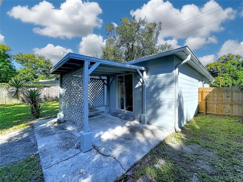 En Venta: $329,000 (3 camas, 2 baños, 1200 Pies cuadrados)