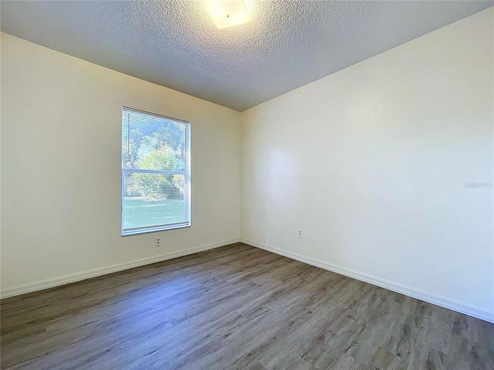 En Venta: $329,000 (3 camas, 2 baños, 1200 Pies cuadrados)