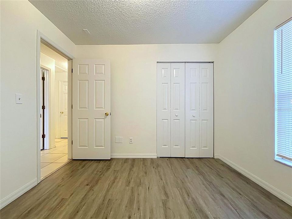 En Venta: $329,000 (3 camas, 2 baños, 1200 Pies cuadrados)