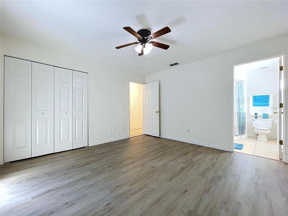 En Venta: $329,000 (3 camas, 2 baños, 1200 Pies cuadrados)