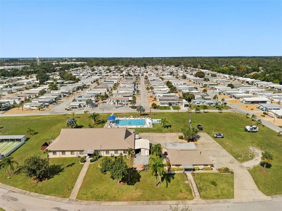 For Sale: $170,000 (2 beds, 2 baths, 1107 Square Feet)