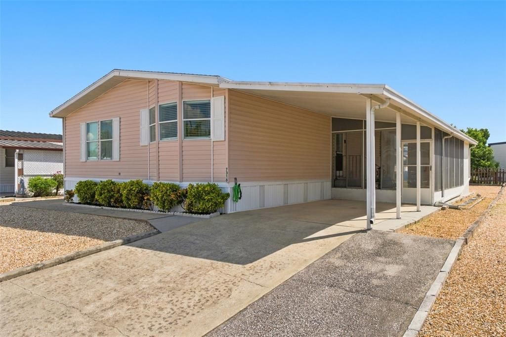 For Sale: $170,000 (2 beds, 2 baths, 1107 Square Feet)