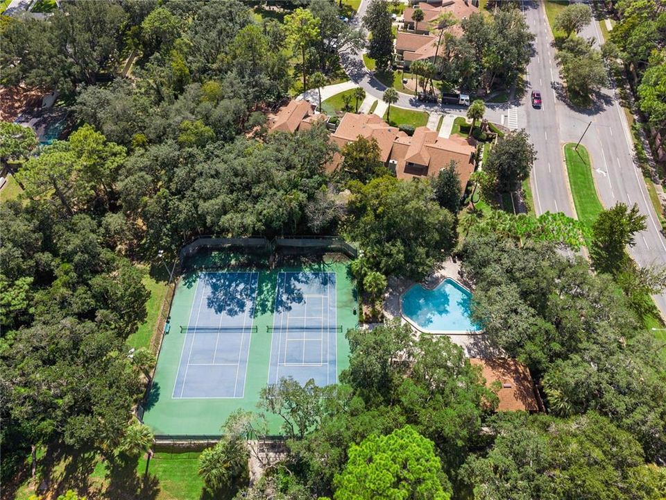 For Sale: $285,000 (2 beds, 2 baths, 1332 Square Feet)