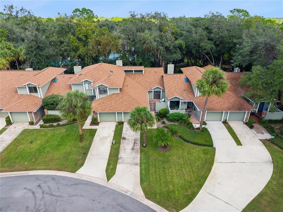 For Sale: $285,000 (2 beds, 2 baths, 1332 Square Feet)