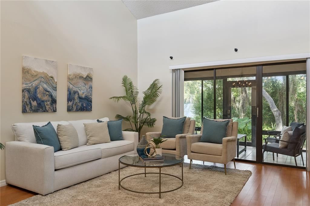 For Sale: $285,000 (2 beds, 2 baths, 1332 Square Feet)