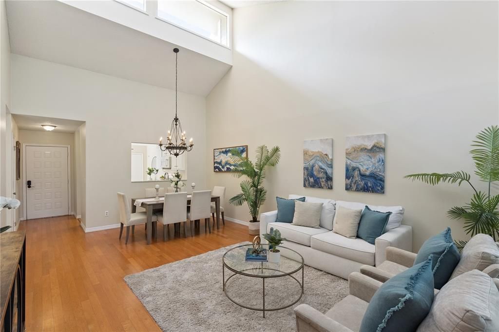For Sale: $285,000 (2 beds, 2 baths, 1332 Square Feet)
