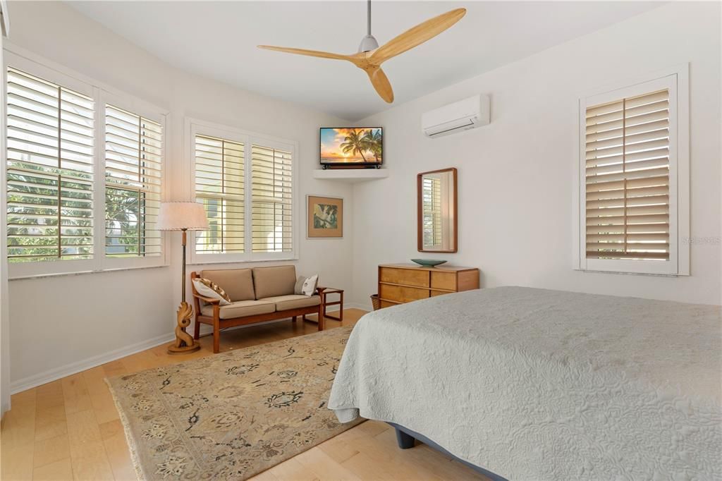 En Venta: $1,080,000 (3 camas, 2 baños, 2843 Pies cuadrados)