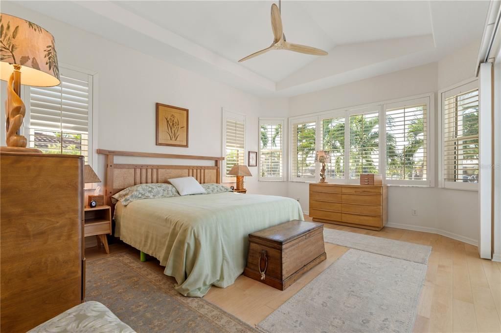 En Venta: $1,080,000 (3 camas, 2 baños, 2843 Pies cuadrados)