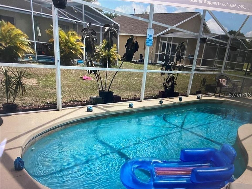 For Rent: $2,150 (3 beds, 2 baths, 1140 Square Feet)