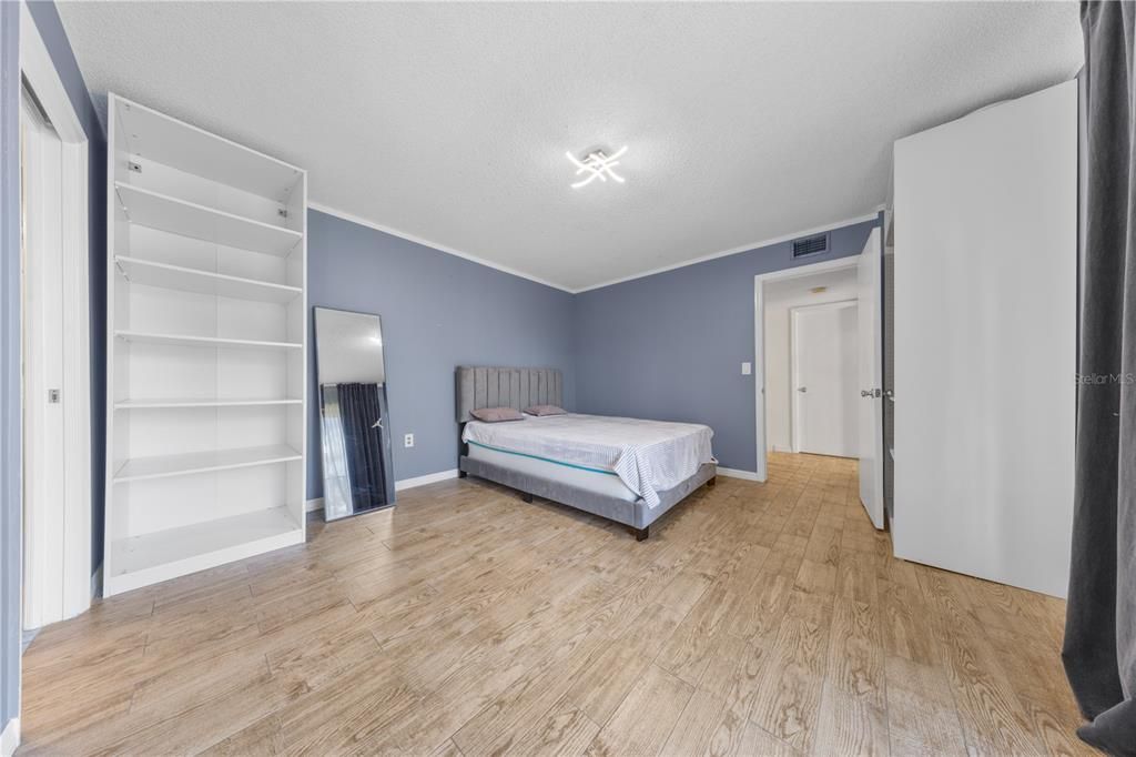 For Rent: $2,000 (2 beds, 2 baths, 1285 Square Feet)