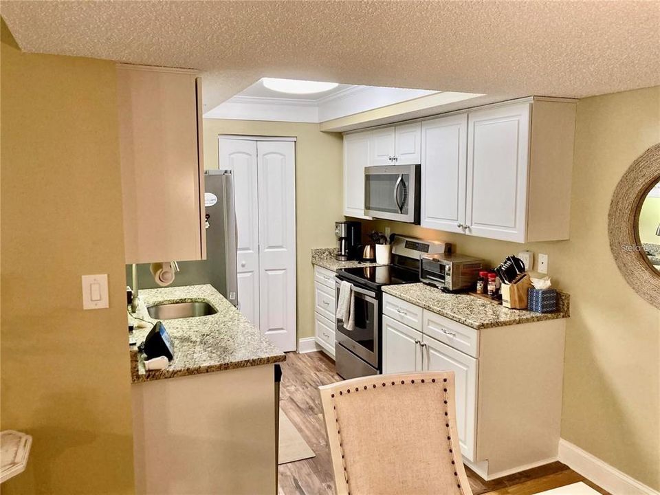 В аренду: $1,900 (2 спален, 2 ванн, 1178 Квадратных фут)