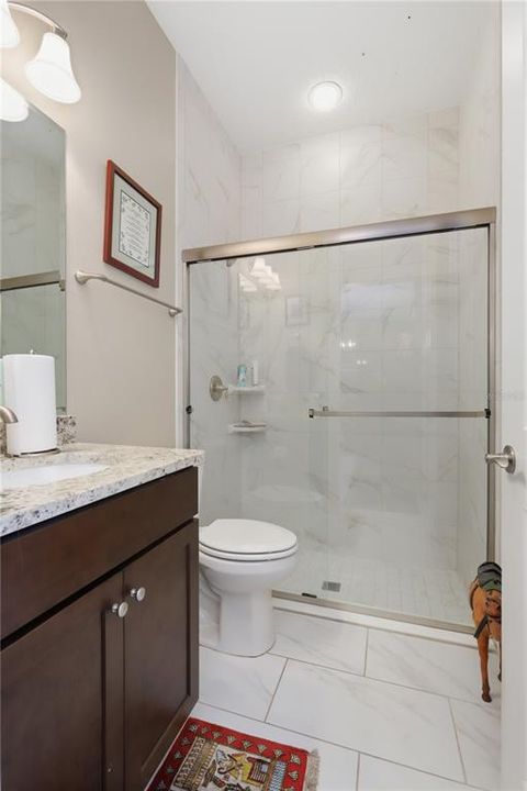En Venta: $639,900 (3 camas, 3 baños, 2689 Pies cuadrados)