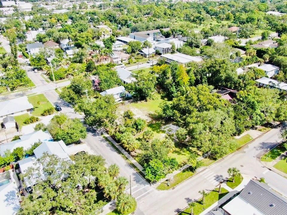For Sale: $1,300,000 (0.51 acres)