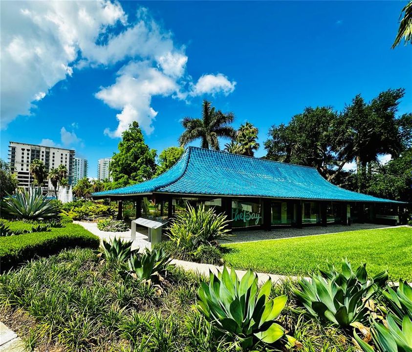 For Sale: $1,300,000 (0.51 acres)