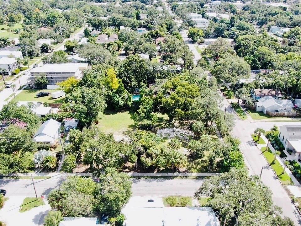 For Sale: $1,300,000 (0.51 acres)