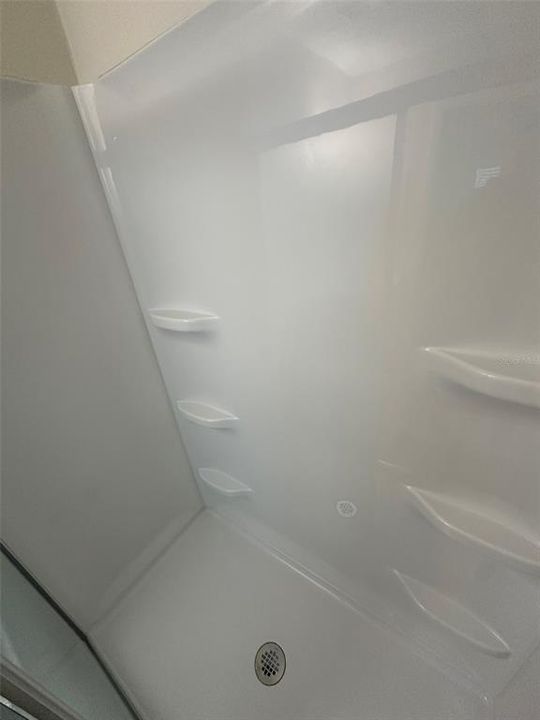На продажу: $179,999 (2 спален, 2 ванн, 935 Квадратных фут)