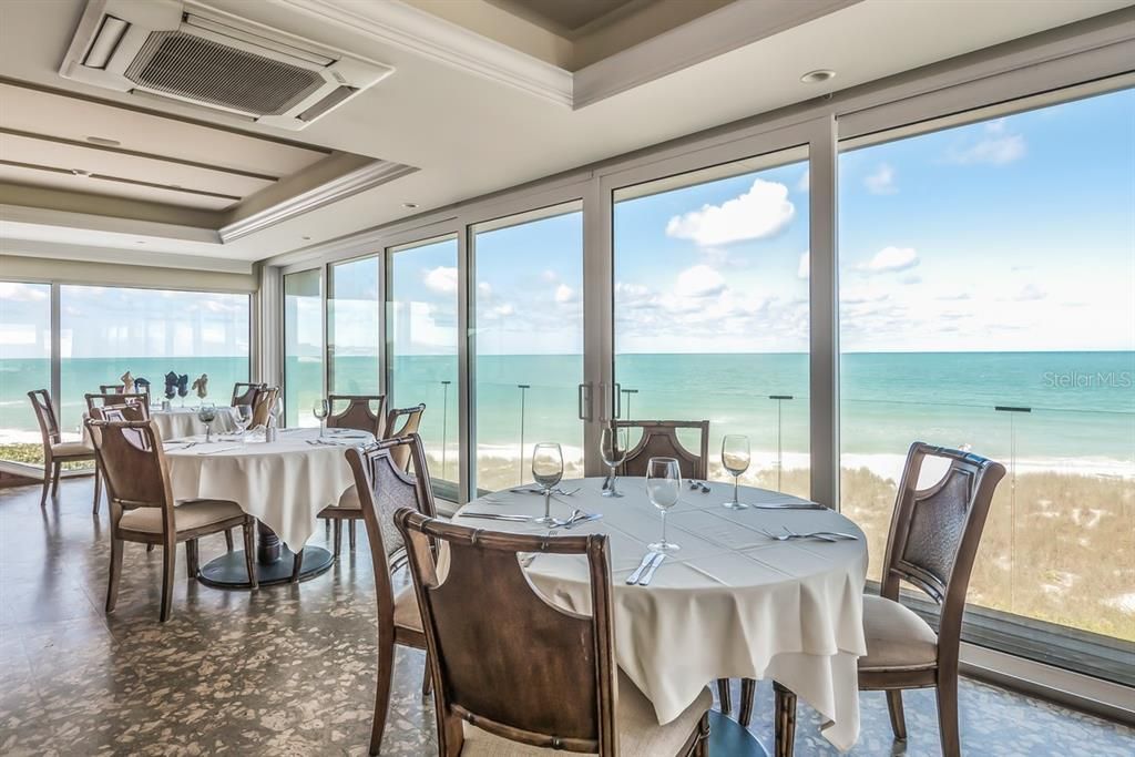 En Venta: $2,200,000 (3 camas, 3 baños, 1640 Pies cuadrados)