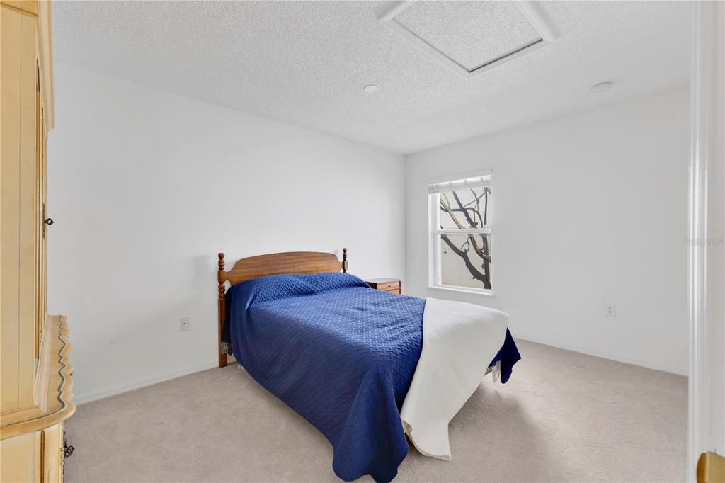 For Sale: $330,000 (3 beds, 2 baths, 1865 Square Feet)