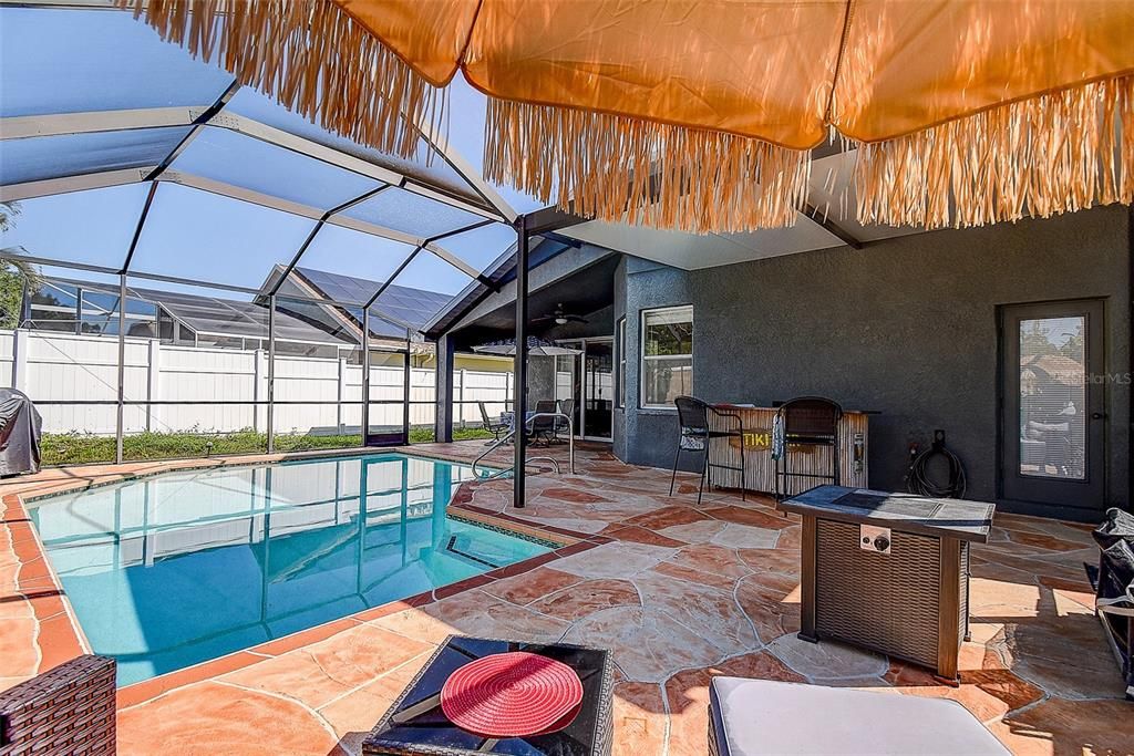 На продажу: $539,999 (4 спален, 3 ванн, 2273 Квадратных фут)