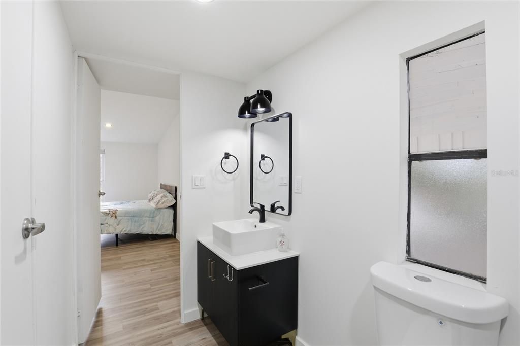 For Sale: $225,000 (3 beds, 2 baths, 1188 Square Feet)