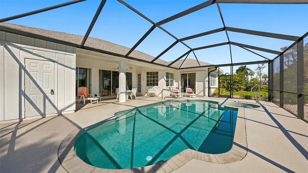 En Venta: $475,000 (4 camas, 3 baños, 2258 Pies cuadrados)