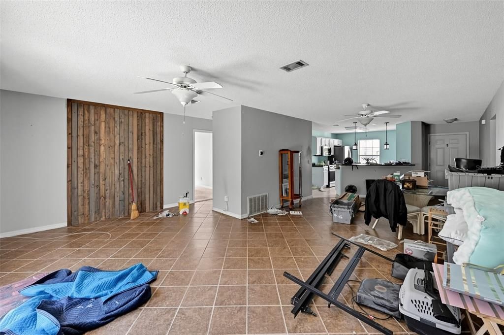 En Venta: $150,000 (3 camas, 2 baños, 1438 Pies cuadrados)