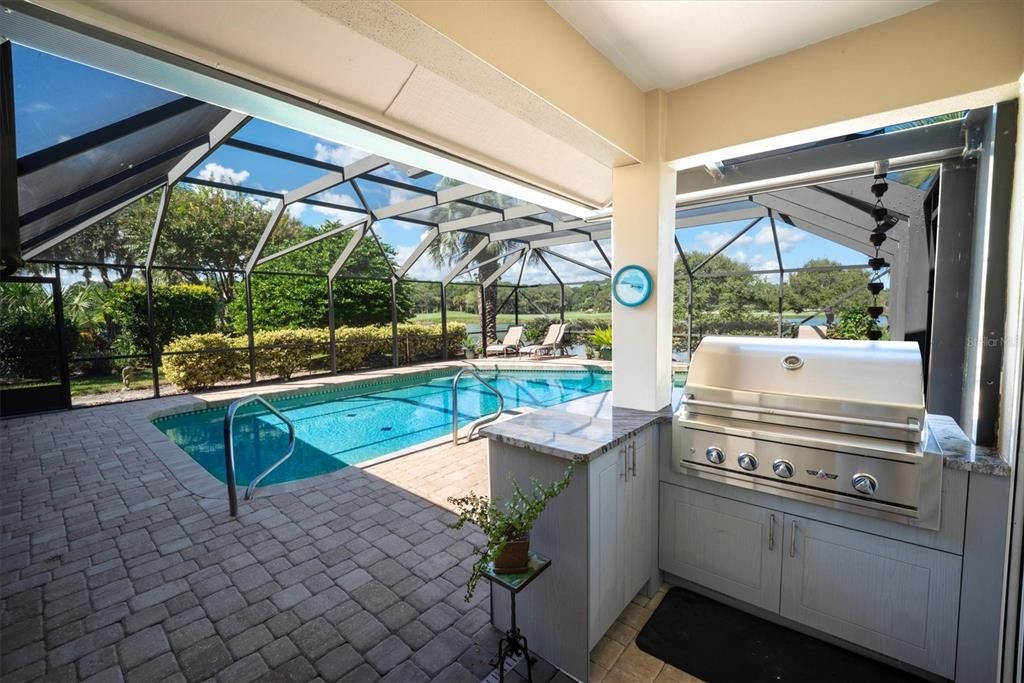 En Venta: $992,000 (3 camas, 2 baños, 2484 Pies cuadrados)