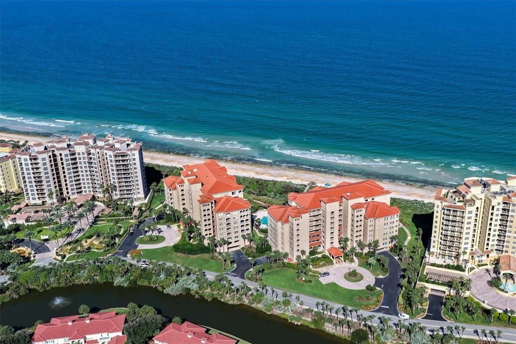 En Venta: $924,000 (3 camas, 3 baños, 2161 Pies cuadrados)