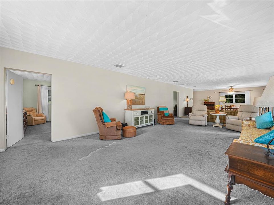 En Venta: $219,900 (2 camas, 2 baños, 1536 Pies cuadrados)