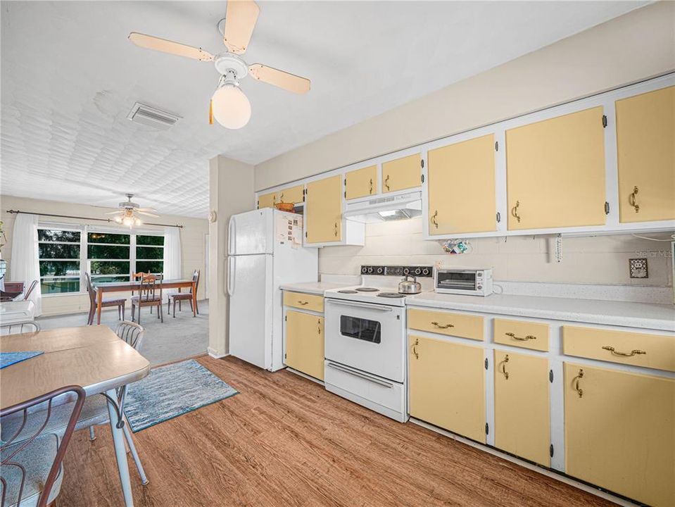 En Venta: $219,900 (2 camas, 2 baños, 1536 Pies cuadrados)
