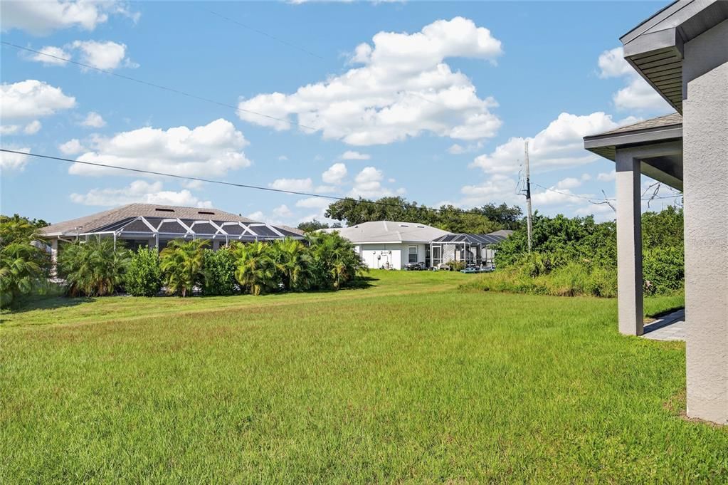 На продажу: $355,000 (4 спален, 2 ванн, 1980 Квадратных фут)