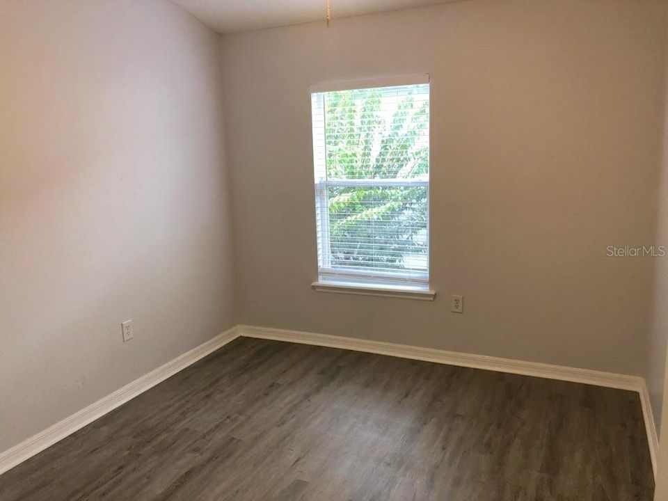 For Rent: $2,200 (3 beds, 2 baths, 1699 Square Feet)