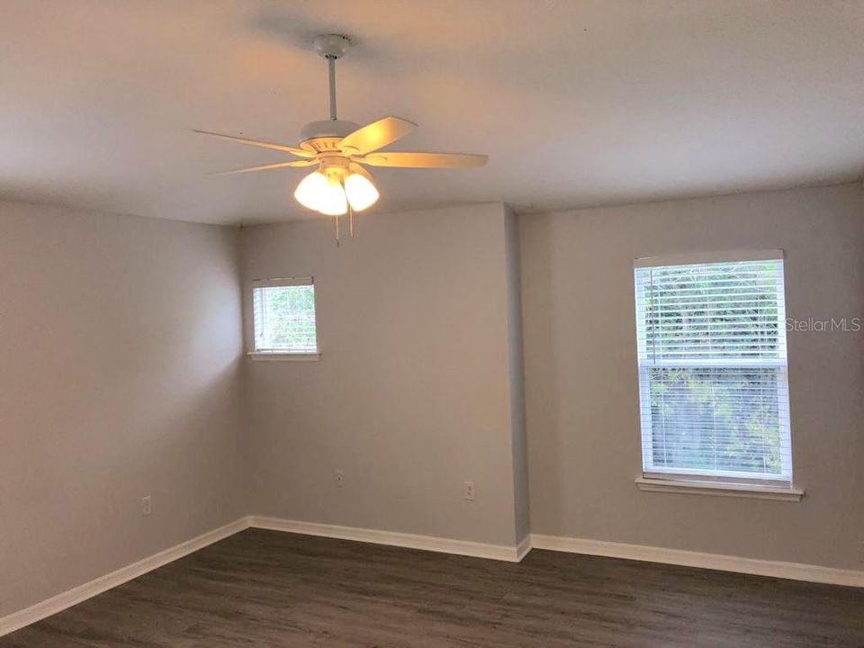 For Rent: $2,200 (3 beds, 2 baths, 1699 Square Feet)