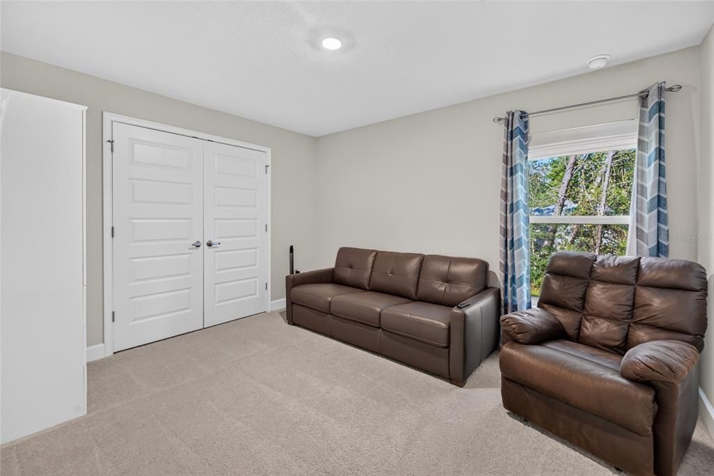 For Sale: $545,000 (4 beds, 3 baths, 2555 Square Feet)