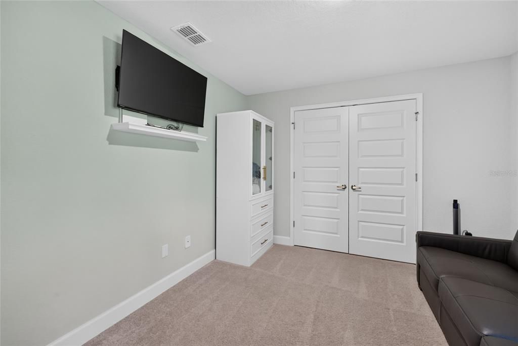 For Sale: $545,000 (4 beds, 3 baths, 2555 Square Feet)