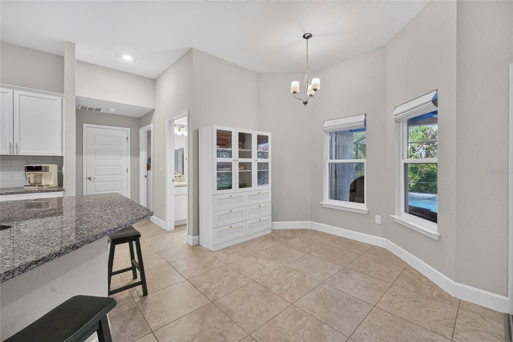 For Sale: $545,000 (4 beds, 3 baths, 2555 Square Feet)