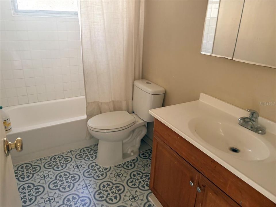 For Rent: $1,475 (3 beds, 2 baths, 1368 Square Feet)