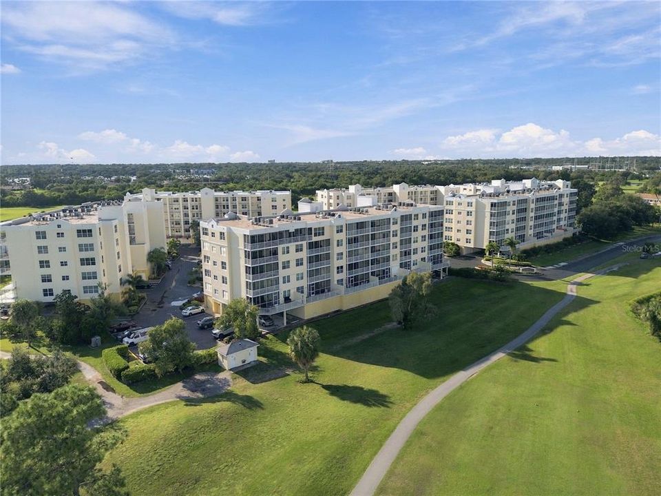 For Sale: $375,000 (2 beds, 2 baths, 1320 Square Feet)