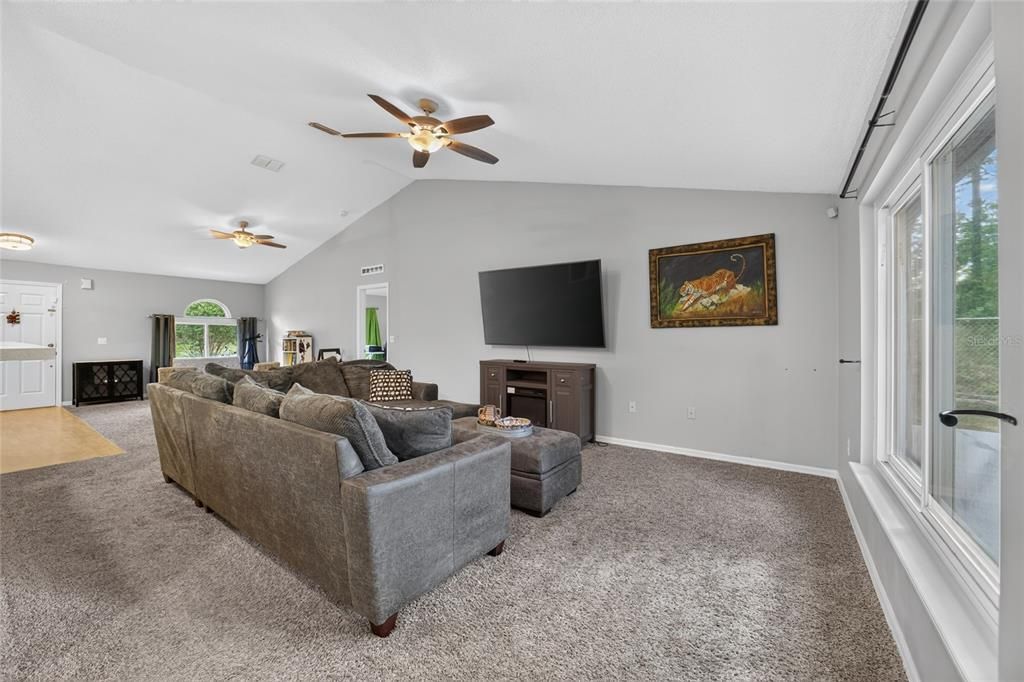 For Sale: $359,900 (4 beds, 2 baths, 2256 Square Feet)