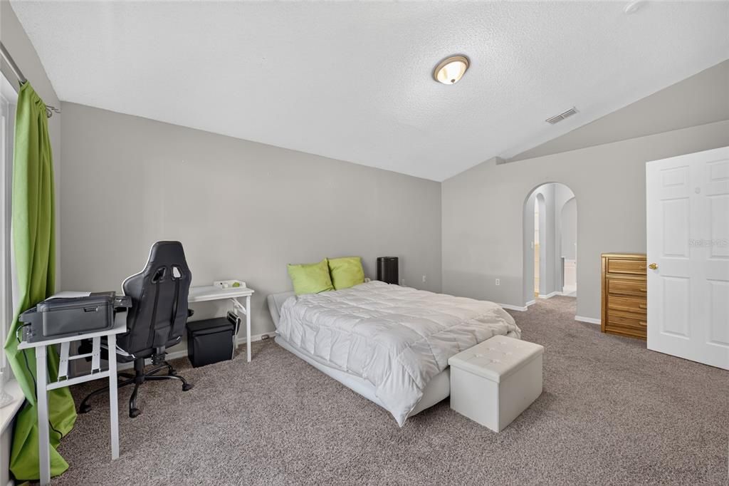 For Sale: $359,900 (4 beds, 2 baths, 2256 Square Feet)