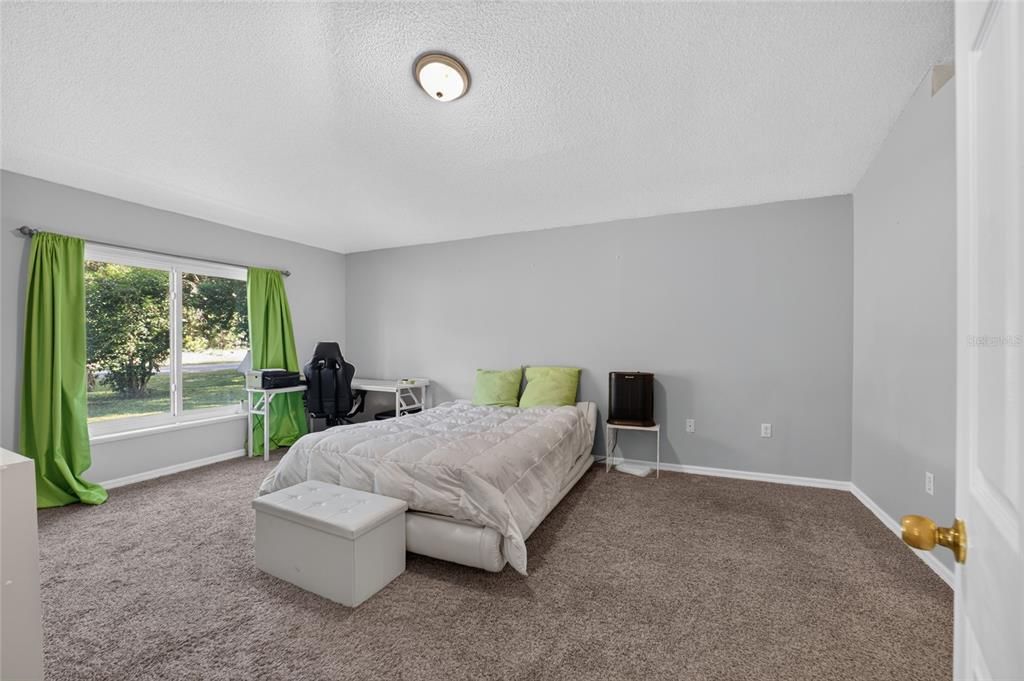 For Sale: $359,900 (4 beds, 2 baths, 2256 Square Feet)