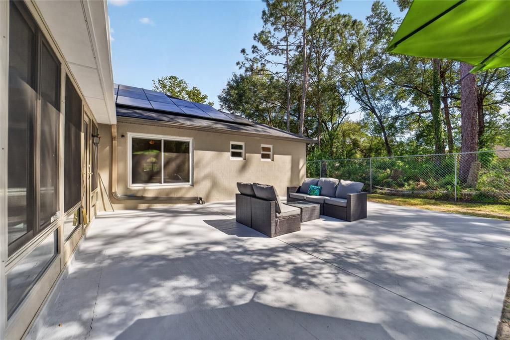 For Sale: $359,900 (4 beds, 2 baths, 2256 Square Feet)
